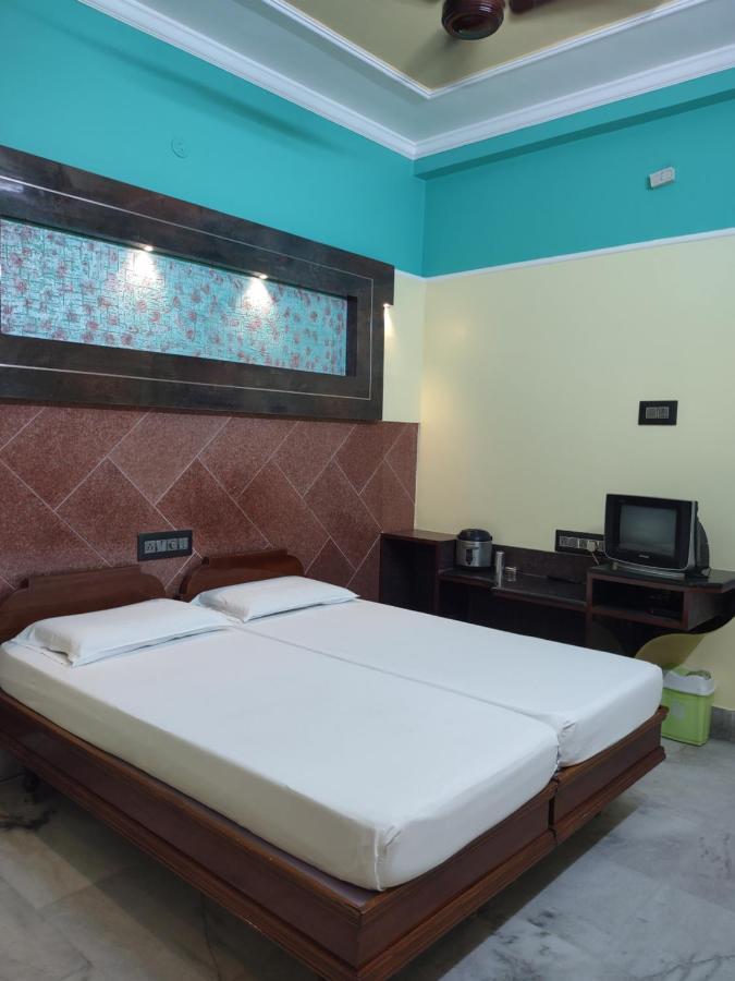Krishna Lodge Tiruchirappalli エクステリア 写真