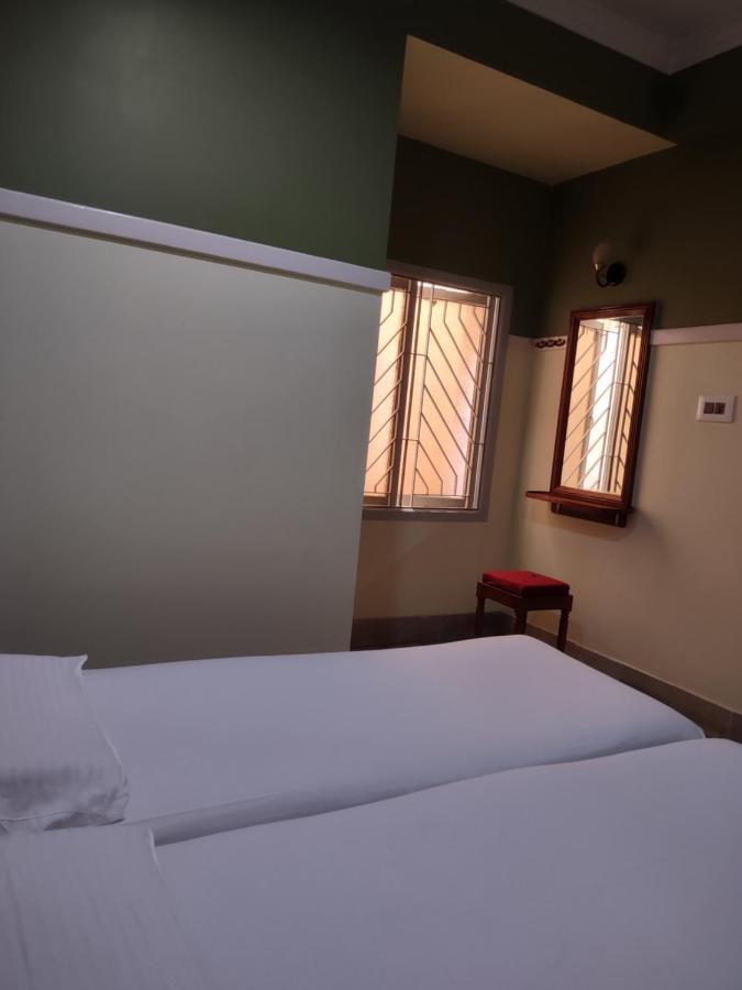 Krishna Lodge Tiruchirappalli エクステリア 写真