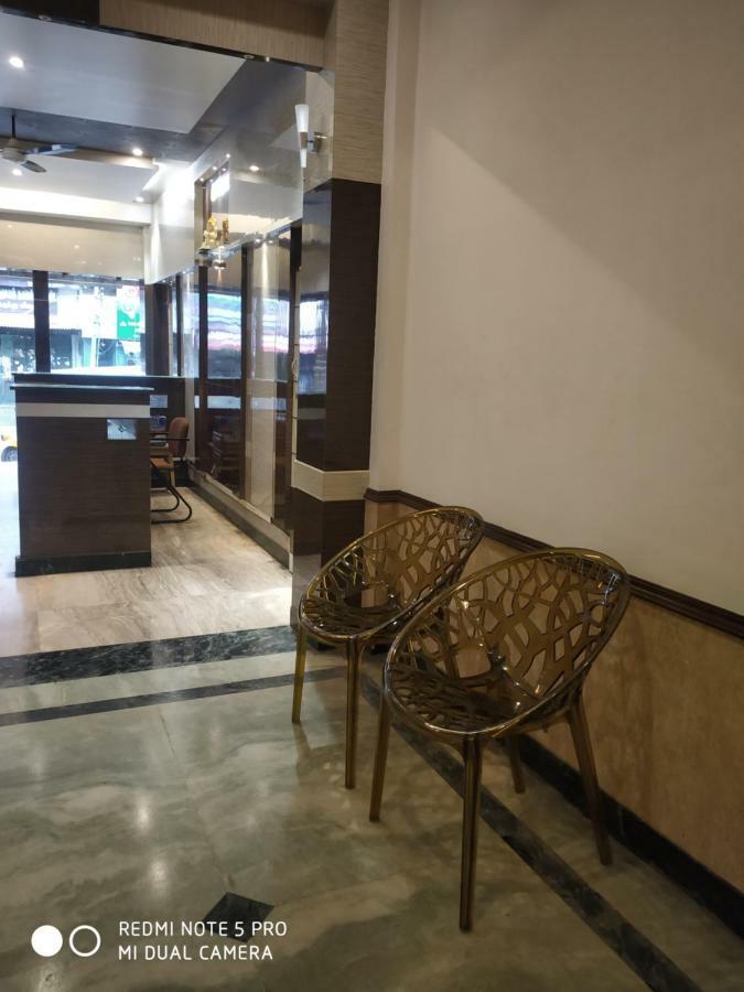 Krishna Lodge Tiruchirappalli エクステリア 写真